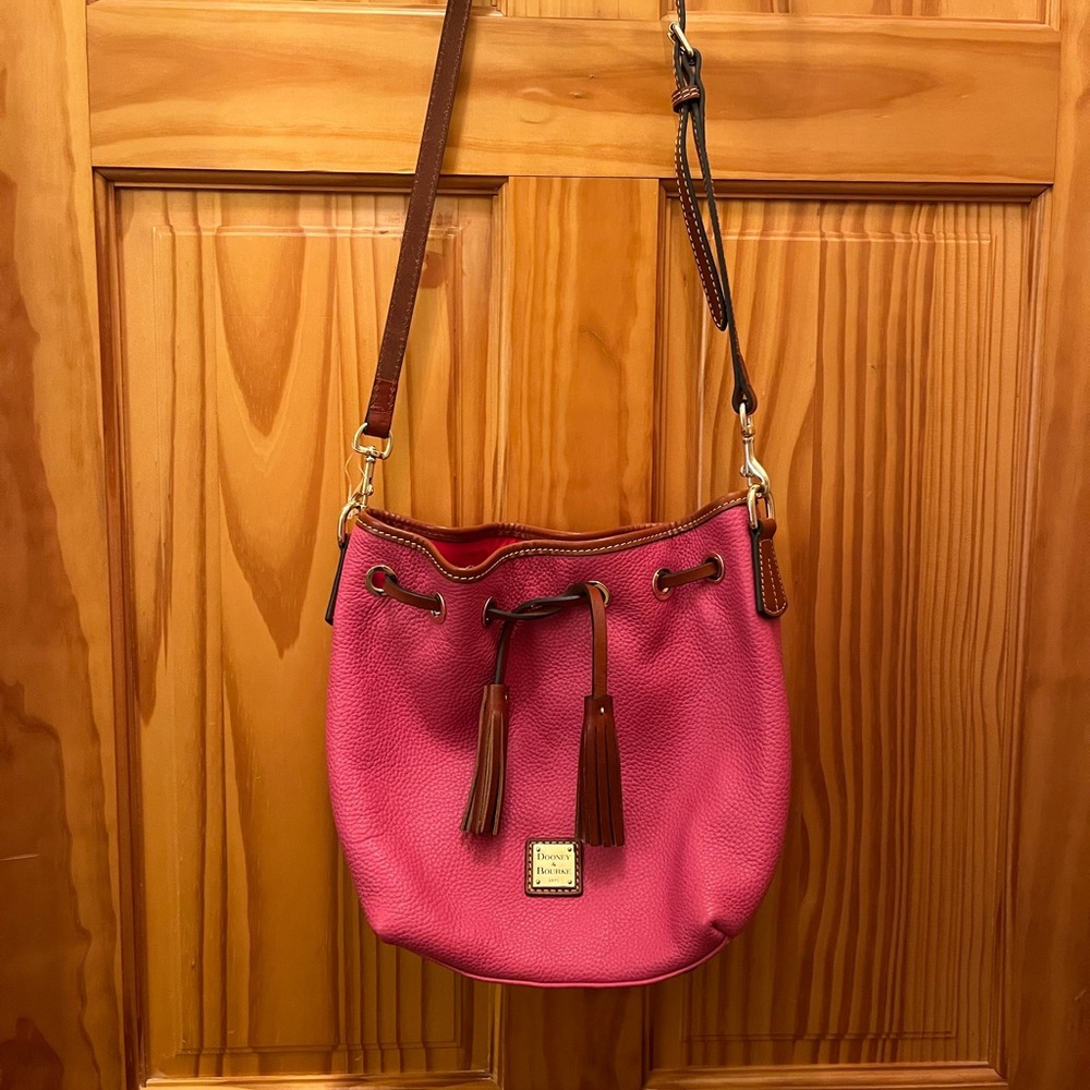 Dooney & bourke drawstring tote bag